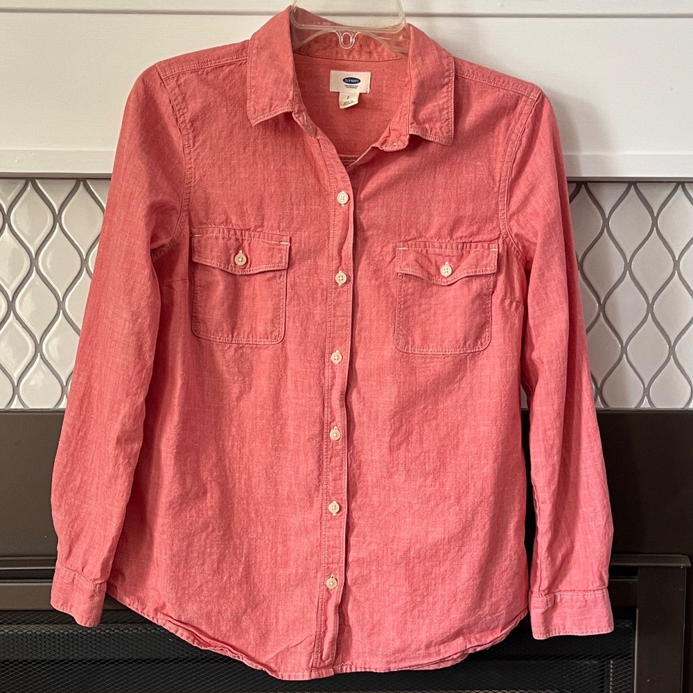 100% cotton button-down long-sleeve work shirt